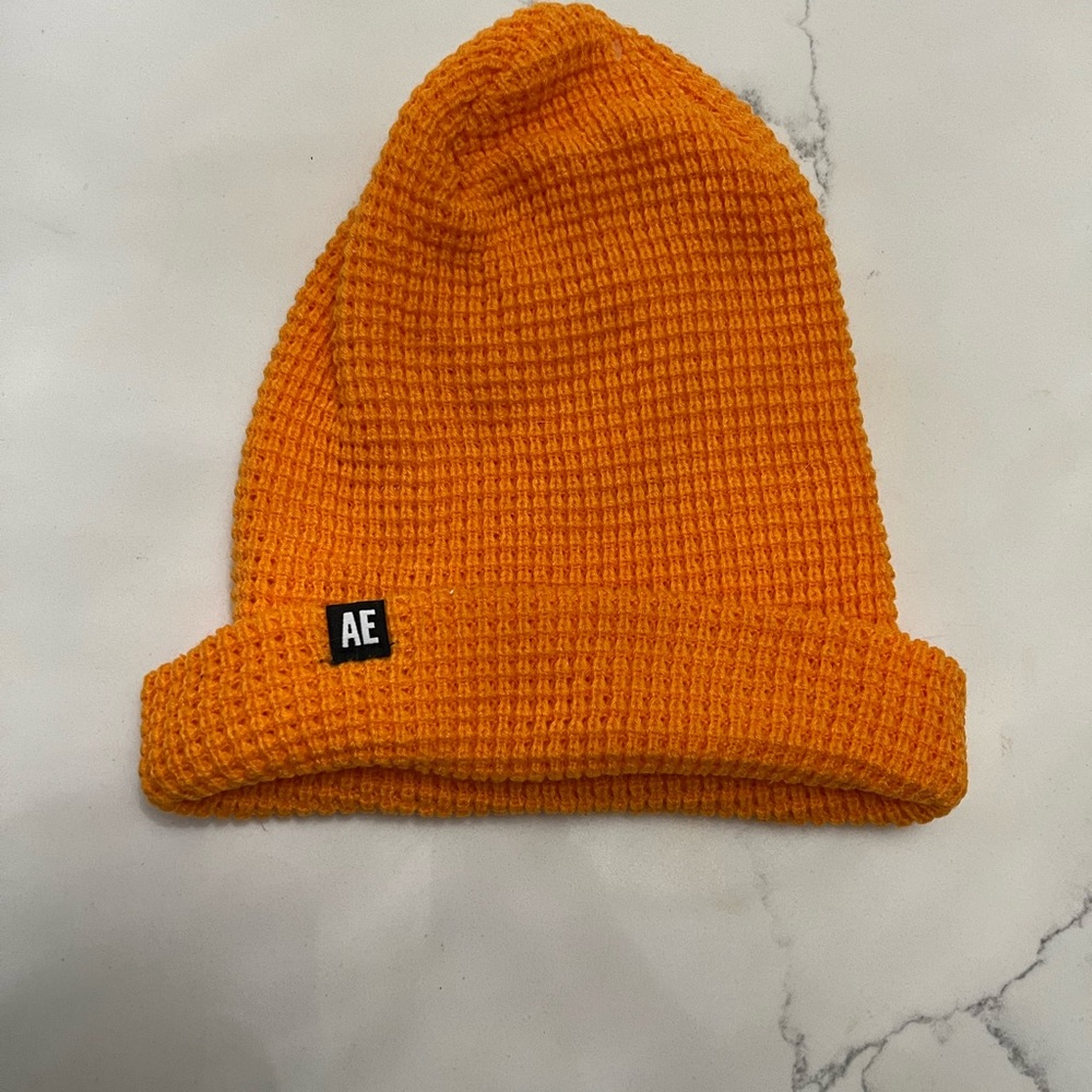 AE Orange waffle knit hat